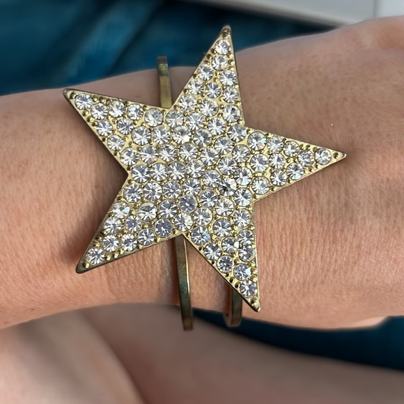 Paula Abdul “Reach For the Stars” Clamper Bracelet - Picture 7 of 13